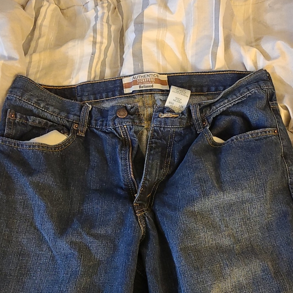 Jeans